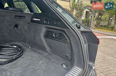 Внедорожник / Кроссовер Audi e-tron 2021 в 