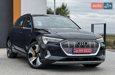Позашляховик / Кросовер Audi e-tron 2019 в 