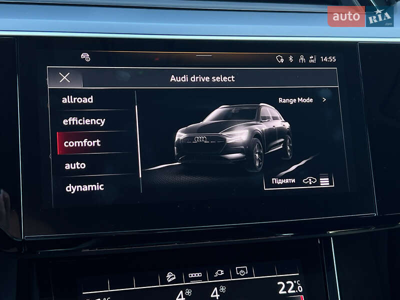 Позашляховик / Кросовер Audi e-tron 2022 в Луцьку