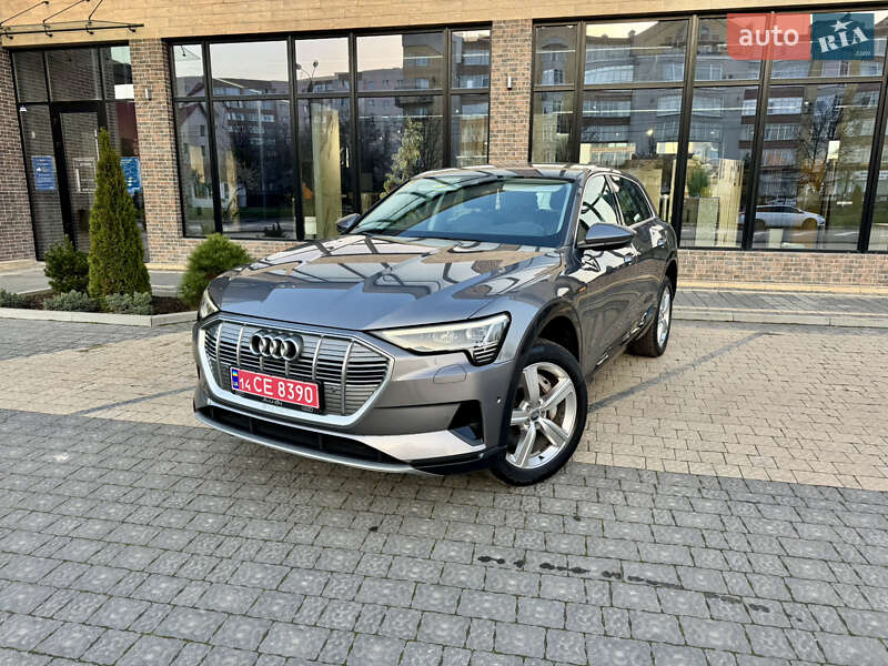Внедорожник / Кроссовер Audi e-tron 2020 в Ивано-Франковске