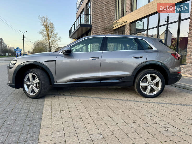 Внедорожник / Кроссовер Audi e-tron 2020 в Ивано-Франковске