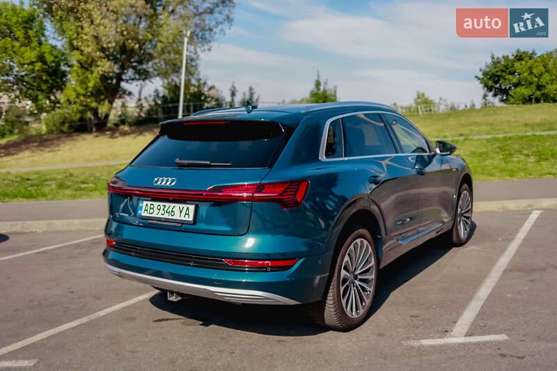 Позашляховик / Кросовер Audi e-tron 2019 в Вінниці