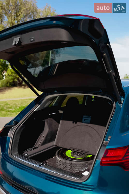 Позашляховик / Кросовер Audi e-tron 2019 в Вінниці