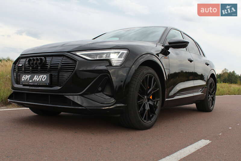Позашляховик / Кросовер Audi e-tron 2023 в Києві