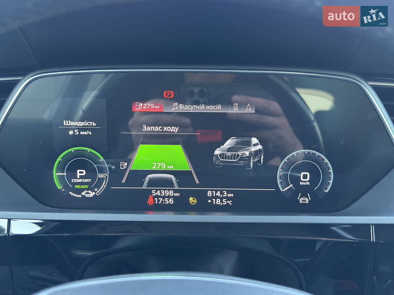 Позашляховик / Кросовер Audi e-tron 2020 в Чернівцях