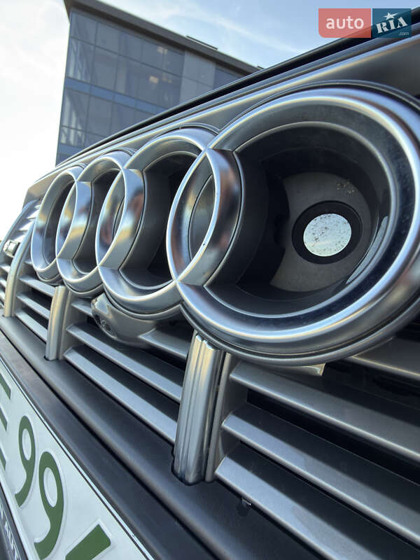 Позашляховик / Кросовер Audi e-tron 2020 в Чернівцях