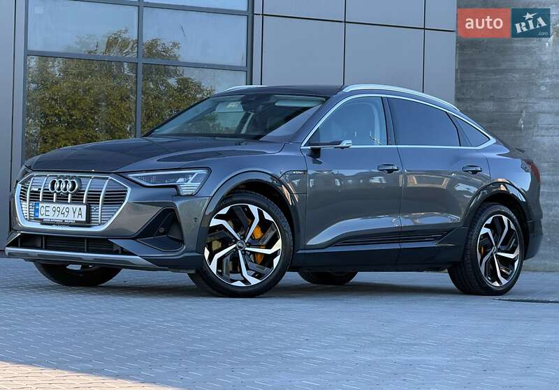 Позашляховик / Кросовер Audi e-tron 2020 в Чернівцях