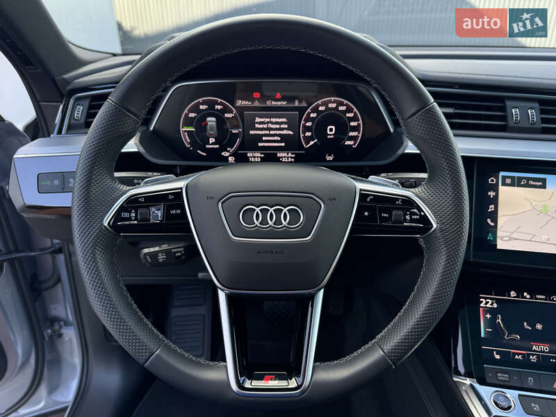 Позашляховик / Кросовер Audi e-tron 2021 в Мукачевому