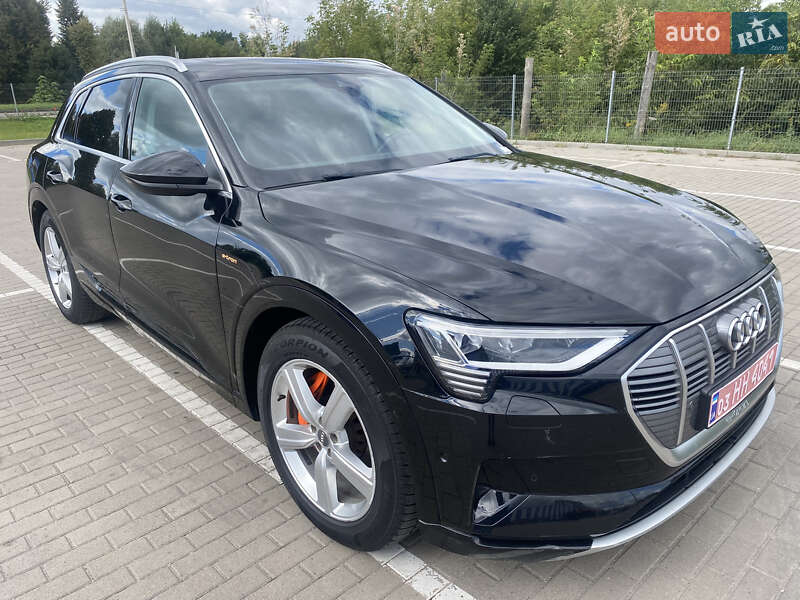 Audi e-tron 2019