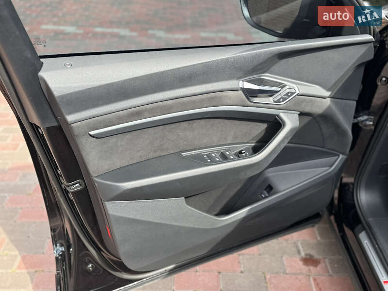 Внедорожник / Кроссовер Audi e-tron 2021 в Хмельницком