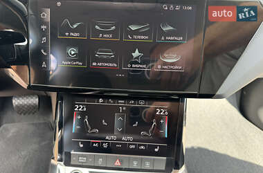 Внедорожник / Кроссовер Audi e-tron 2021 в 
