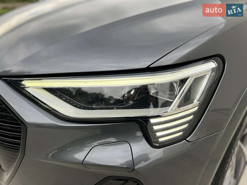 Позашляховик / Кросовер Audi e-tron 2021 в Луцьку