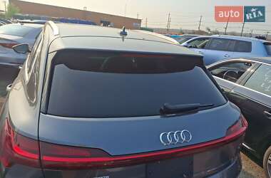 Внедорожник / Кроссовер Audi e-tron 2019 в 