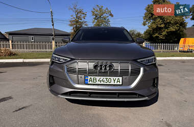 Внедорожник / Кроссовер Audi e-tron 2019 в 