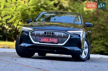 Внедорожник / Кроссовер Audi e-tron 2019 в 