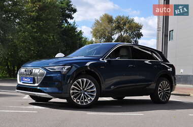 Внедорожник / Кроссовер Audi e-tron 2019 в Киеве