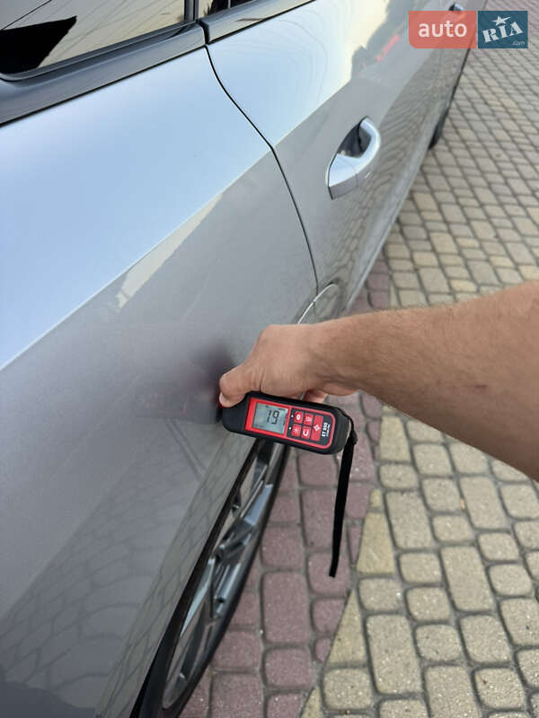 Позашляховик / Кросовер Audi e-tron 2022 в Мукачевому