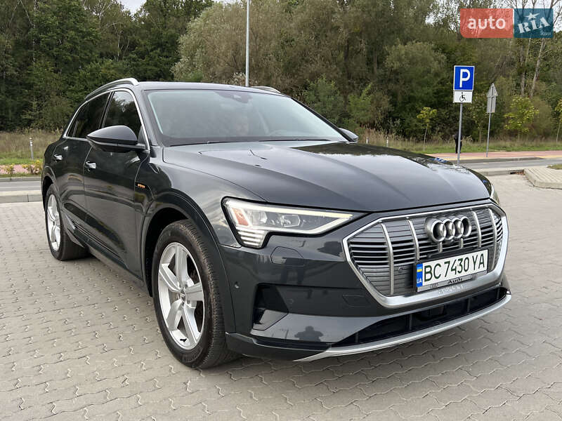 Позашляховик / Кросовер Audi e-tron 2019 в Львові фото 3 Позашляховик / Кросовер Audi e-tron 2019 в Львові
