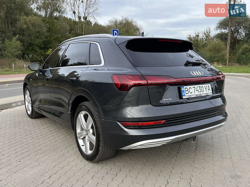 Позашляховик / Кросовер Audi e-tron 2019 в Львові фото 7 Позашляховик / Кросовер Audi e-tron 2019 в Львові