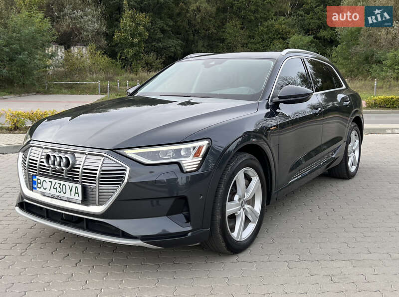 Позашляховик / Кросовер Audi e-tron 2019 в Львові фото Позашляховик / Кросовер Audi e-tron 2019 в Львові