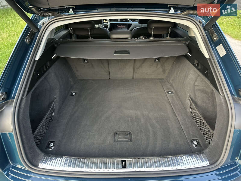 Внедорожник / Кроссовер Audi e-tron 2019 в Ровно фото 37 Внедорожник / Кроссовер Audi e-tron 2019 в Ровно