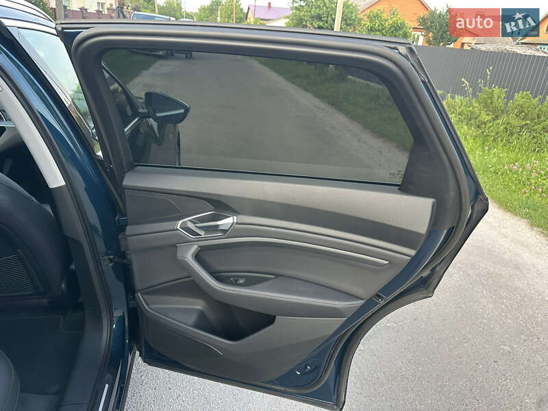 Внедорожник / Кроссовер Audi e-tron 2019 в Ровно фото 45 Внедорожник / Кроссовер Audi e-tron 2019 в Ровно