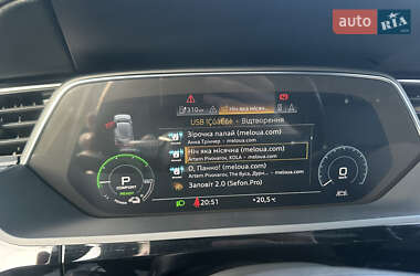 Позашляховик / Кросовер Audi e-tron 2019 в 