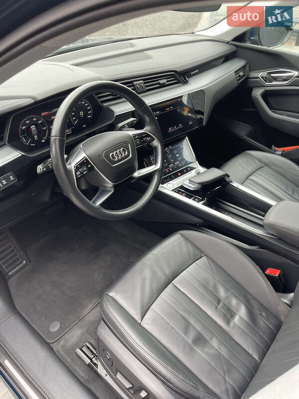 Позашляховик / Кросовер Audi e-tron 2020 в Луцьку
