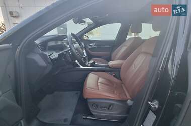 Позашляховик / Кросовер Audi e-tron 2020 в 