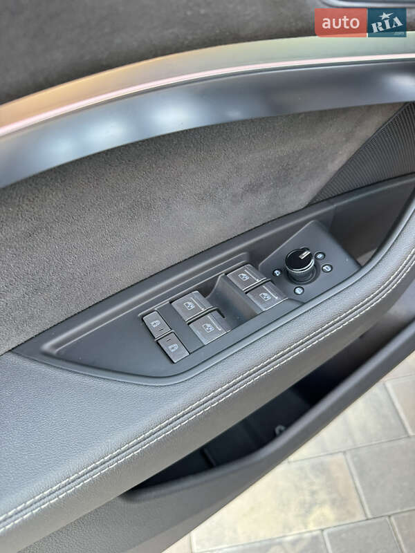 Внедорожник / Кроссовер Audi e-tron 2022 в Черновцах