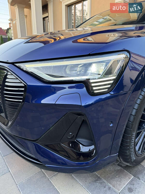 Внедорожник / Кроссовер Audi e-tron 2022 в Черновцах