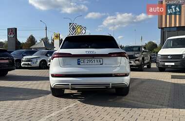 Внедорожник / Кроссовер Audi e-tron 2020 в 