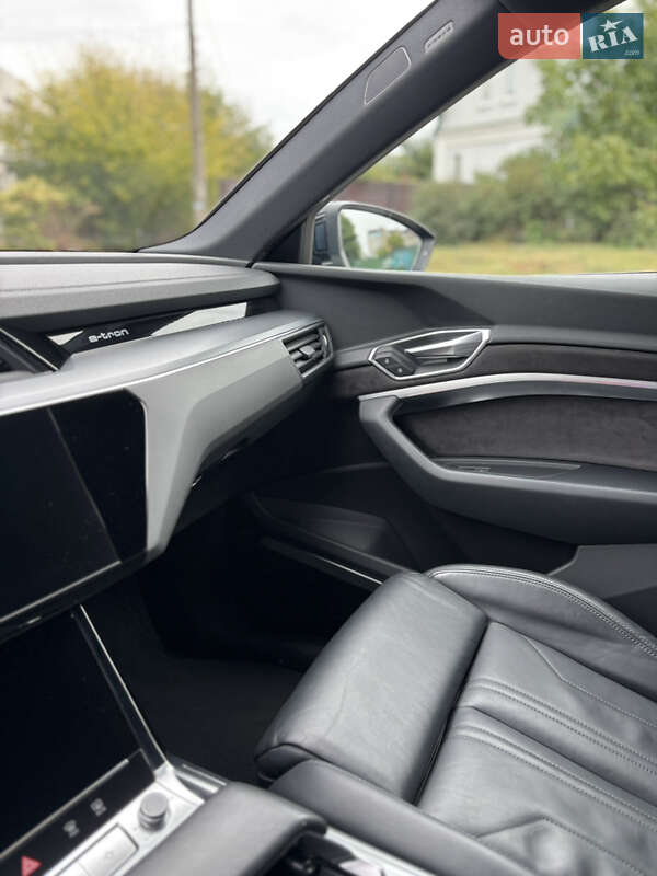 Внедорожник / Кроссовер Audi e-tron 2019 в Черкассах фото 19 Внедорожник / Кроссовер Audi e-tron 2019 в Черкассах
