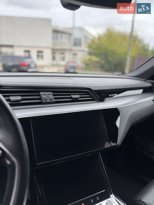 Внедорожник / Кроссовер Audi e-tron 2019 в Черкассах фото 20 Внедорожник / Кроссовер Audi e-tron 2019 в Черкассах