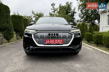 Внедорожник / Кроссовер Audi e-tron 2021 в 