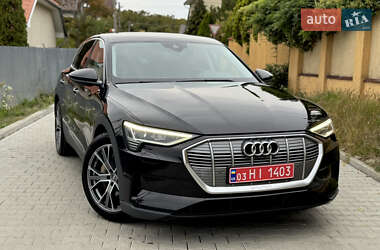 Внедорожник / Кроссовер Audi e-tron 2020 в 