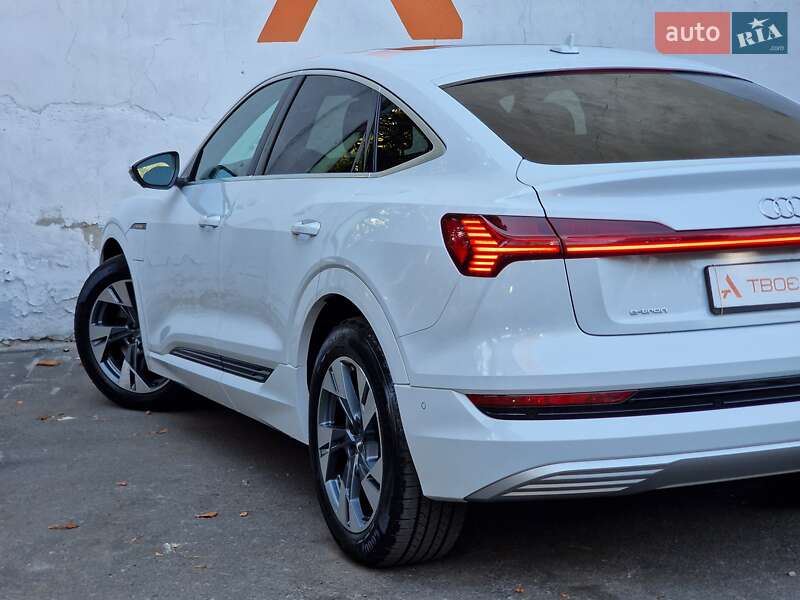 Позашляховик / Кросовер Audi e-tron 2020 в Одесі