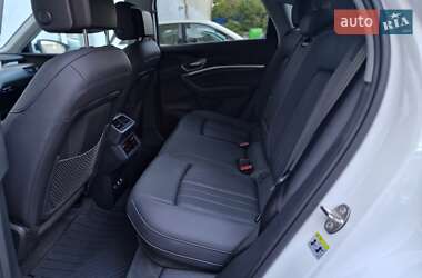 Позашляховик / Кросовер Audi e-tron 2020 в 