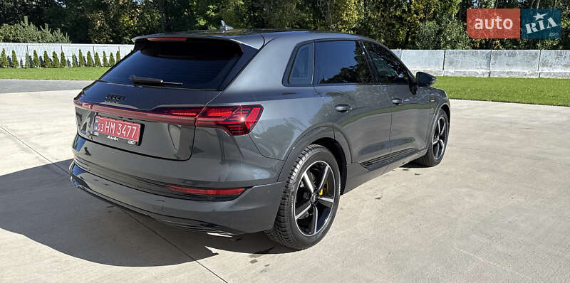 Позашляховик / Кросовер Audi e-tron 2020 в Луцьку