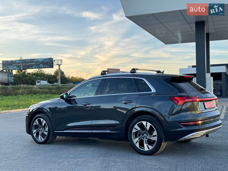 Внедорожник / Кроссовер Audi e-tron 2020 в Львове