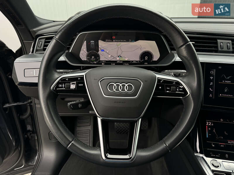 Позашляховик / Кросовер Audi e-tron 2021 в Мукачевому