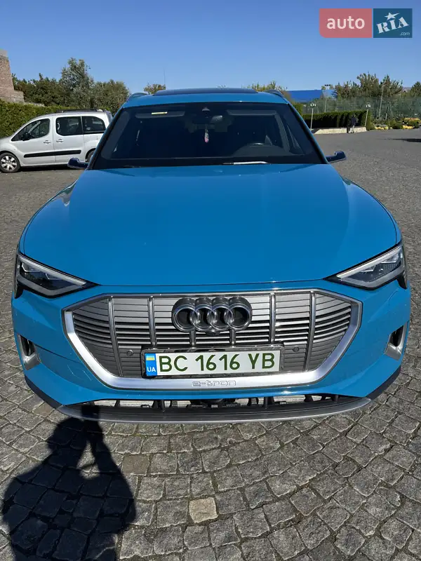 Audi e-tron 2018