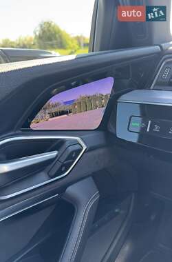 Внедорожник / Кроссовер Audi e-tron 2018 в 