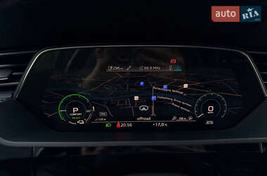Позашляховик / Кросовер Audi e-tron 2020 в 