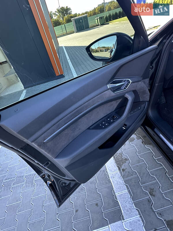 Внедорожник / Кроссовер Audi e-tron 2019 в Виннице