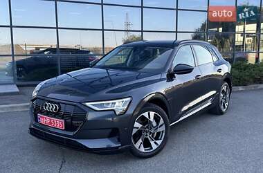 Позашляховик / Кросовер Audi e-tron 2021 в Дніпрі