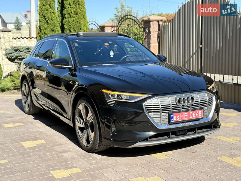 Позашляховик / Кросовер Audi e-tron 2019 в Тернополі