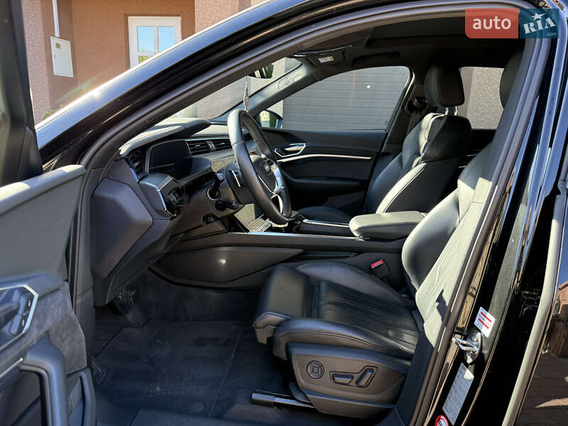 Позашляховик / Кросовер Audi e-tron 2019 в Тернополі