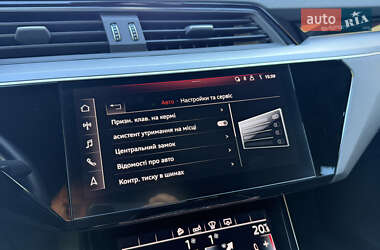 Внедорожник / Кроссовер Audi e-tron 2019 в 