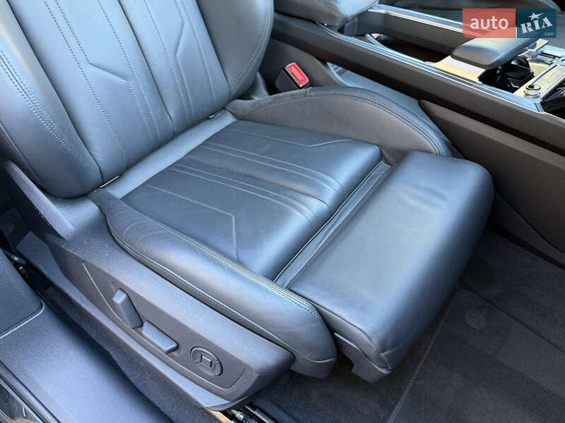 Позашляховик / Кросовер Audi e-tron 2019 в Тернополі